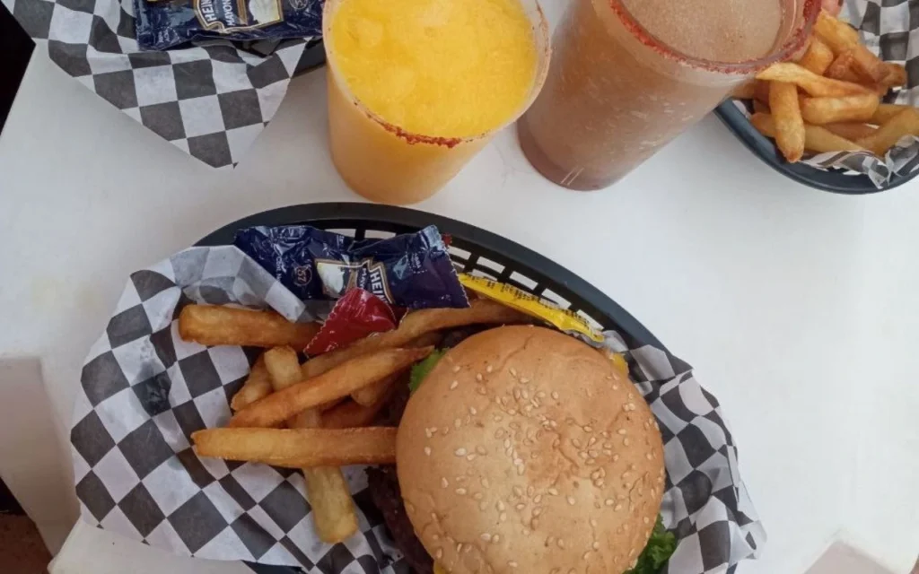 snacks Park Royal Beach Huatulco